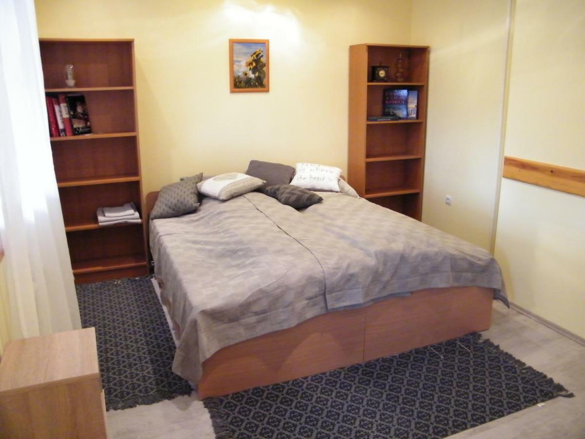 Pál utcai Apartman Miskolc Exterior foto